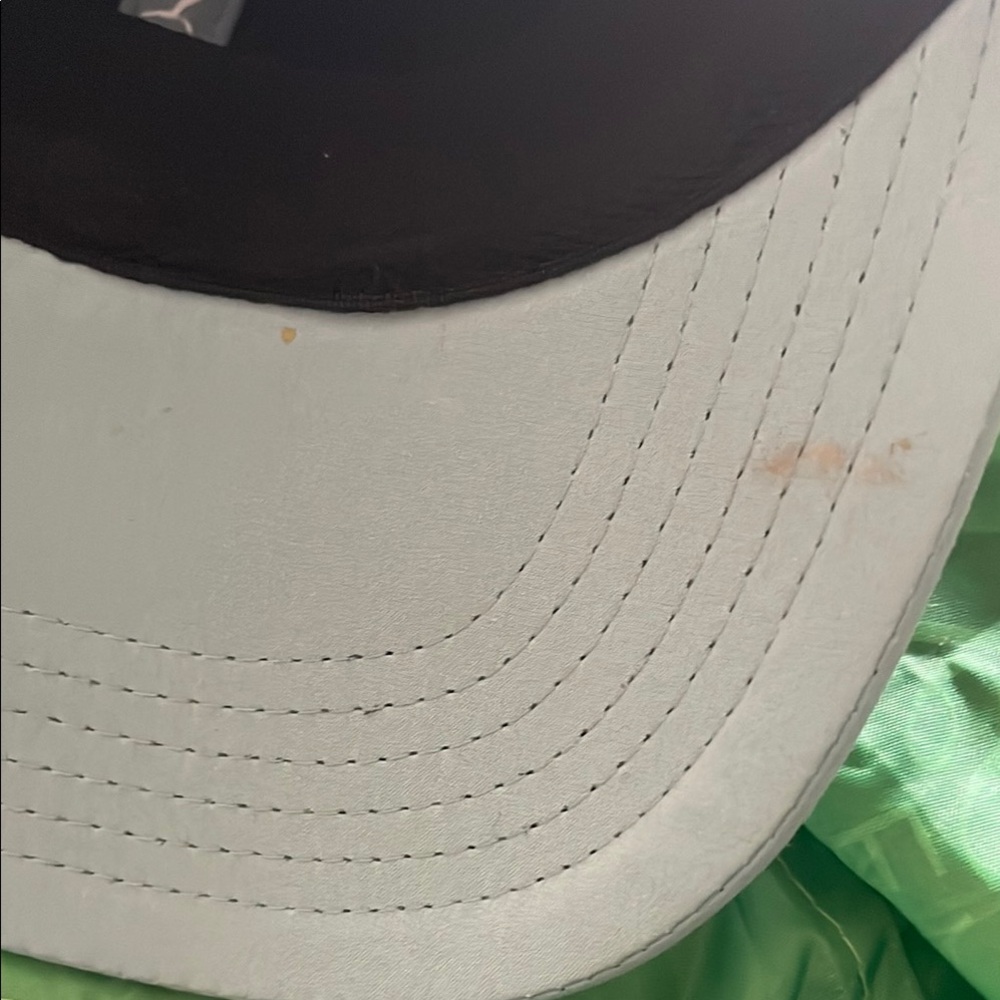 Puma Light Gray Cap - Picture 6 of 6